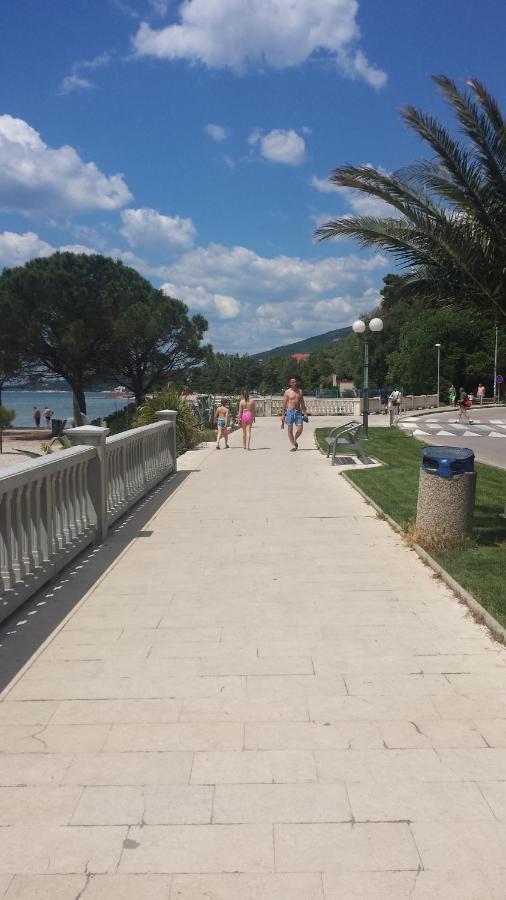 Apartment Jelena Crikvenica Esterno foto
