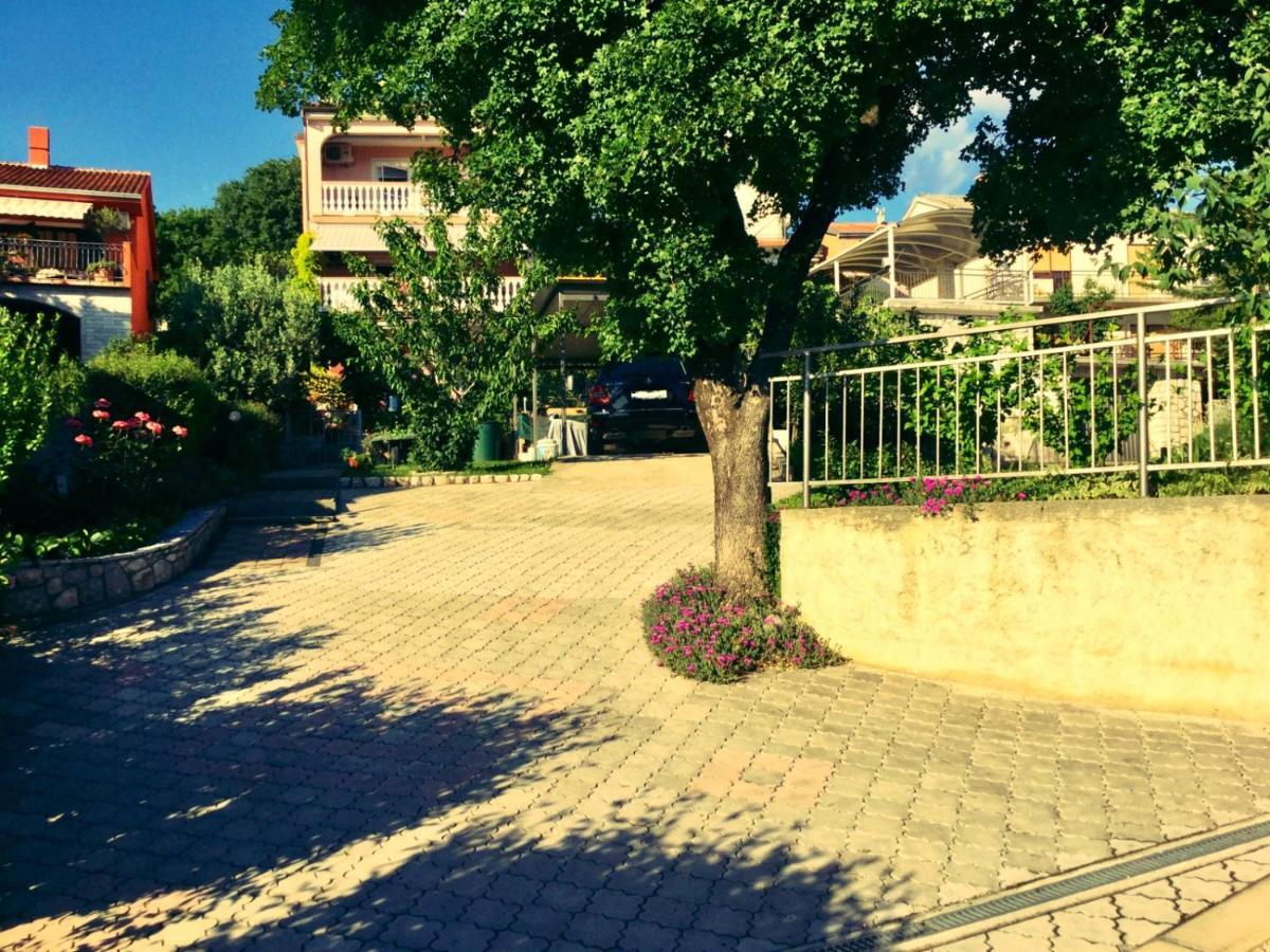 Apartment Jelena Crikvenica Esterno foto