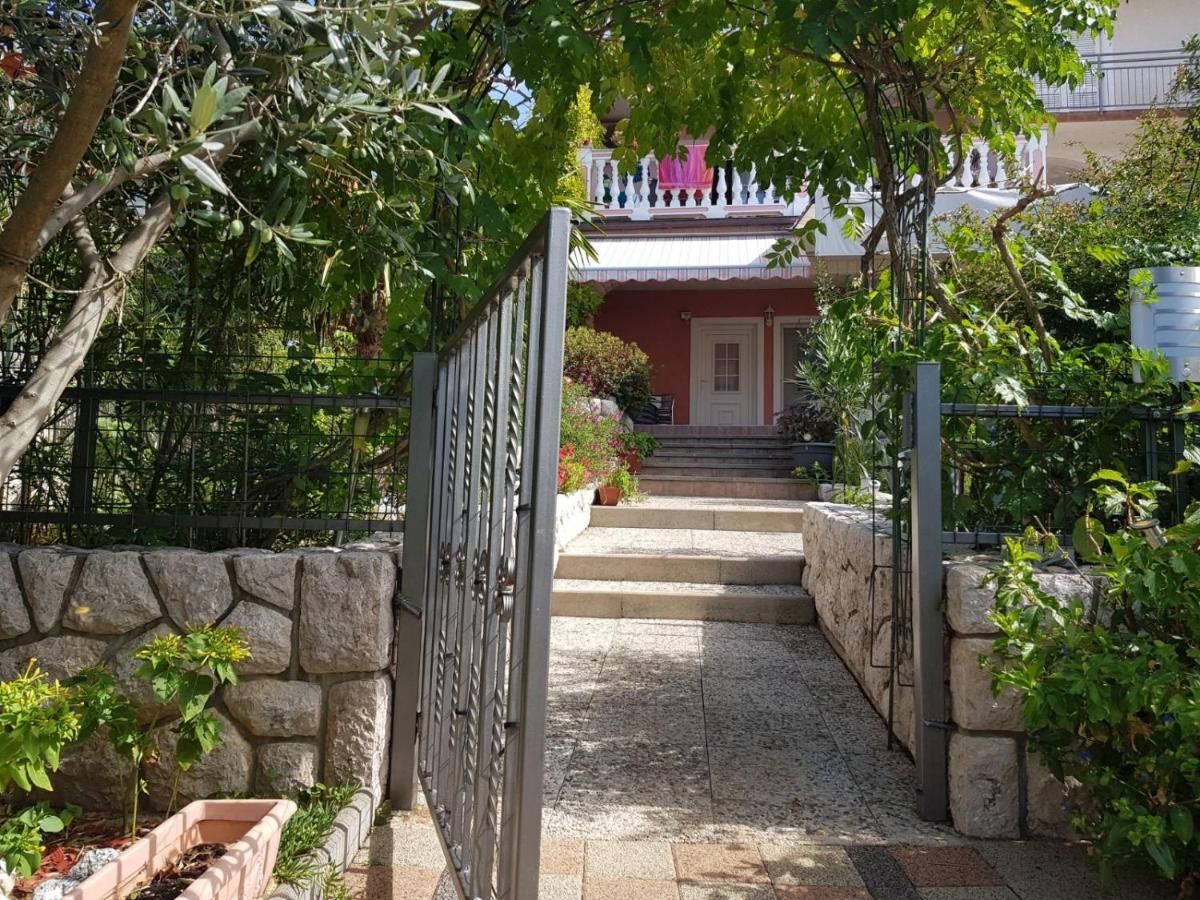 Apartment Jelena Crikvenica Esterno foto